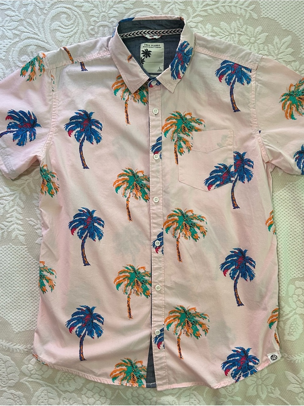 Free Planet Pastel Pink Short-Sleeve Palm Tree Button-Down Shirt